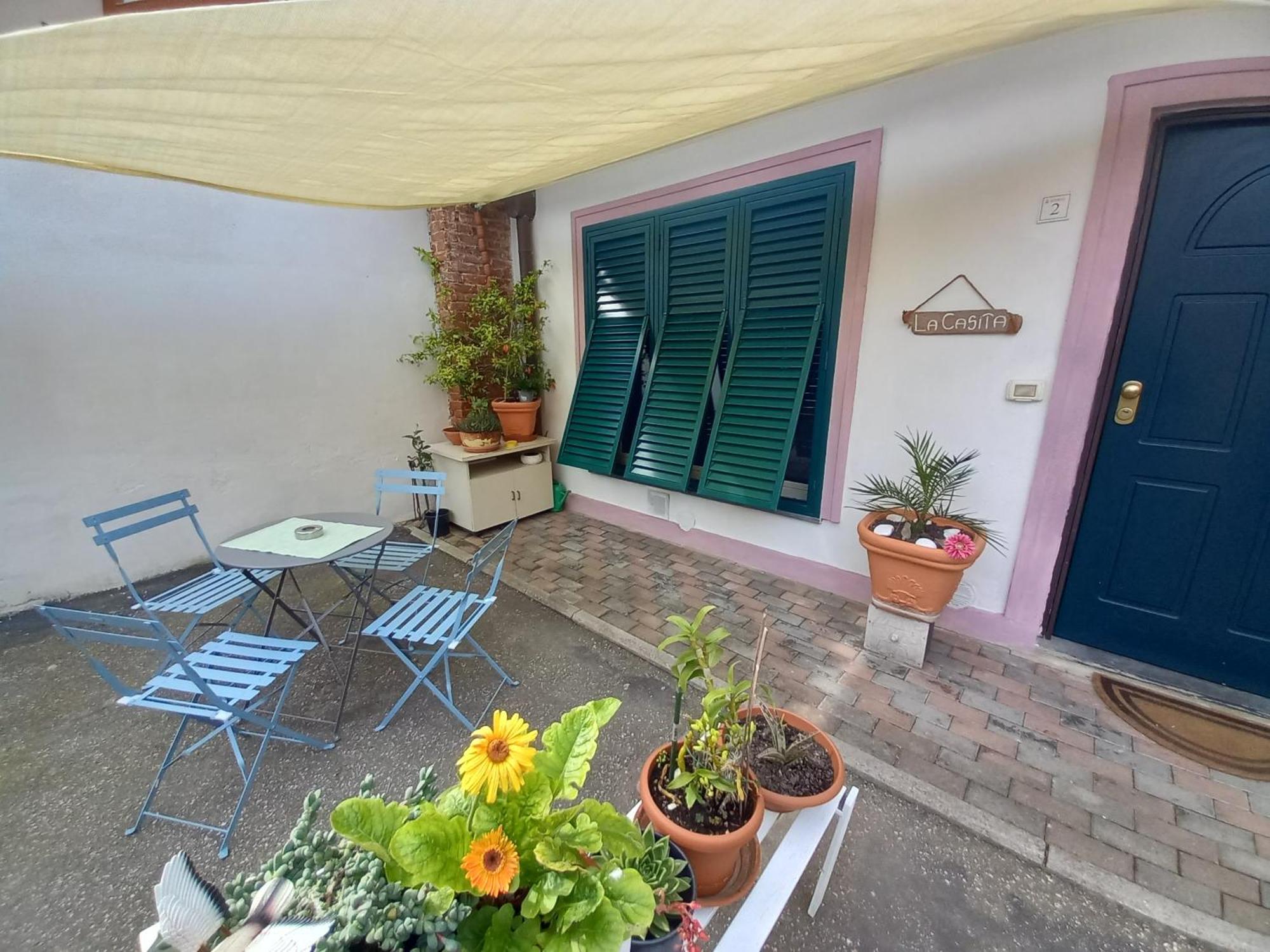 "La Casita", 2 Floors Apartment, Private Parking 1 Car Or 2 Bikes, Air-Cond And Terrace Livorno Exterior foto